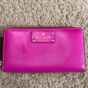 KATE SPADE ZIP WALLET